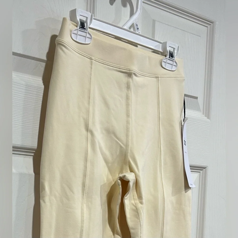 Alo Yoga Women's XS Airbrush High-Waist Enso Legging Cream Vanilla NWT Seam